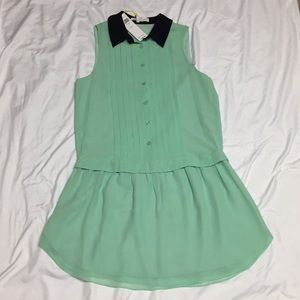 Cute sleeveless dress